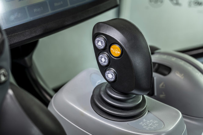 T6_180_AutoCommand_StageV_21_G_011