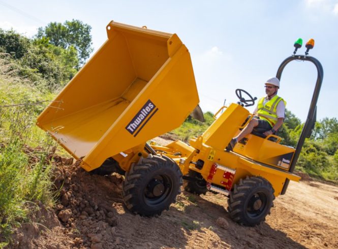 2-Tonne-Front-Tip-35-880x650