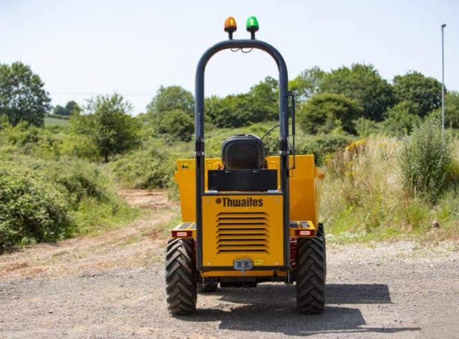3-Tonne-Front-Tip-07-880x650