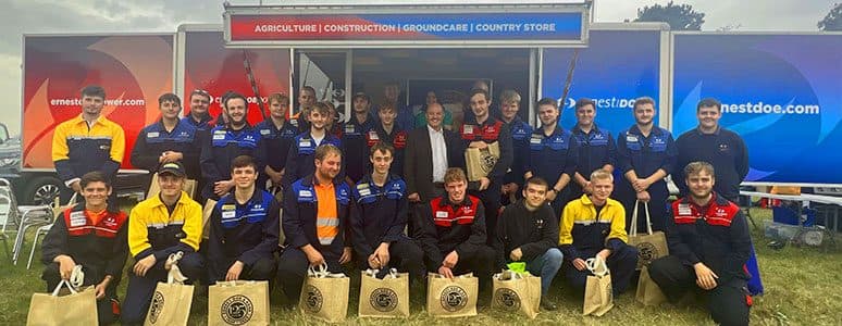 2023-Apprentices---group-shot-grid