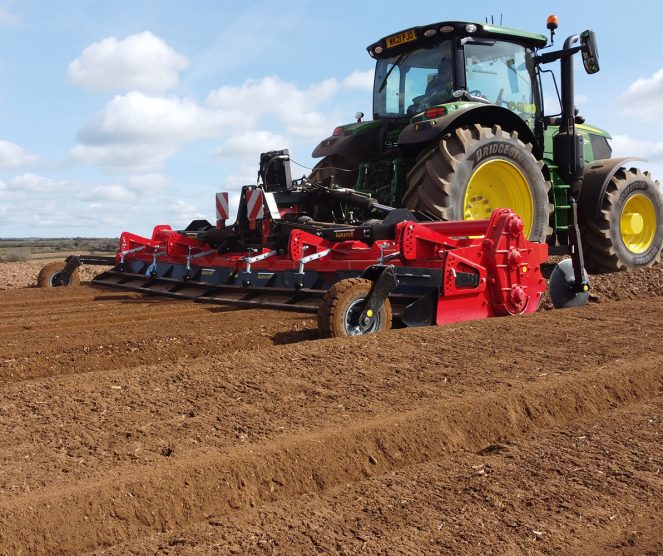 ernestdoe-specialist-vegetable-machinery-agrator-stone-buriers-1192x1000