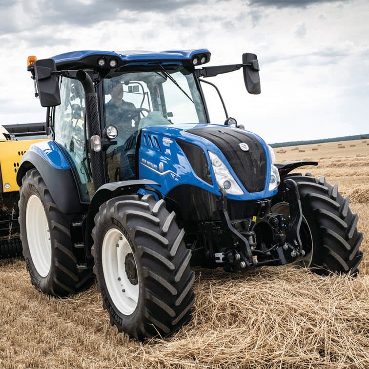 New Holland Tractors - Ernest Doe